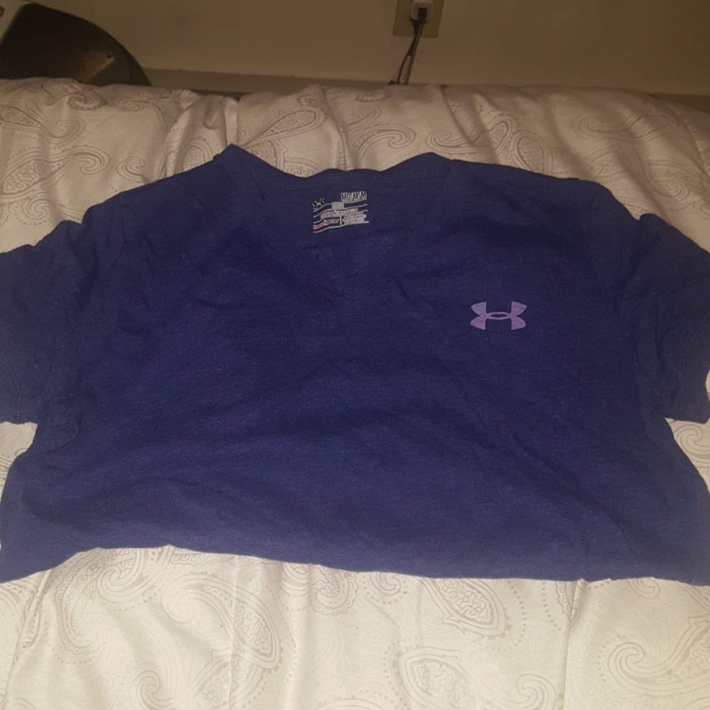 Under armour tee